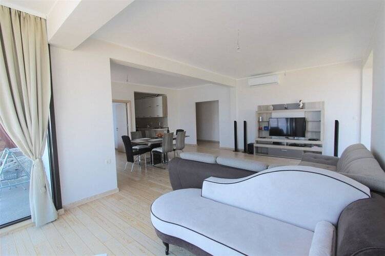 Apartments Aqua