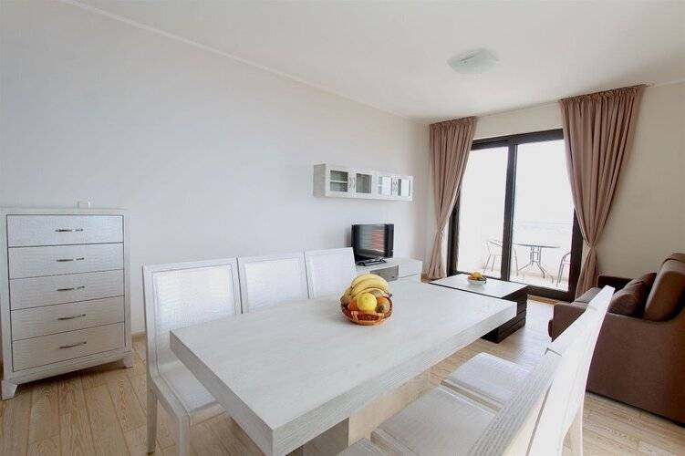 Apartments Aqua
