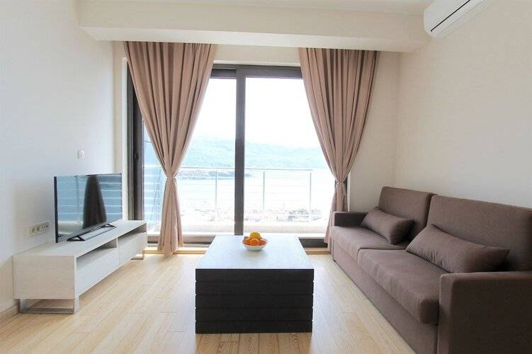 Apartments Aqua