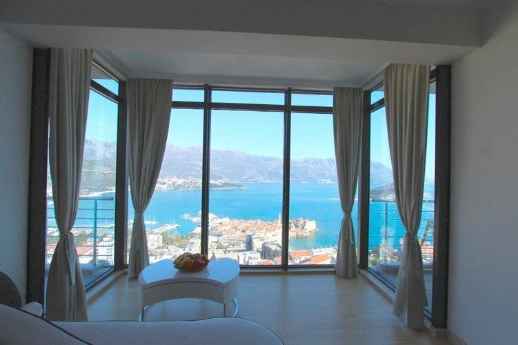 Apartments Aqua