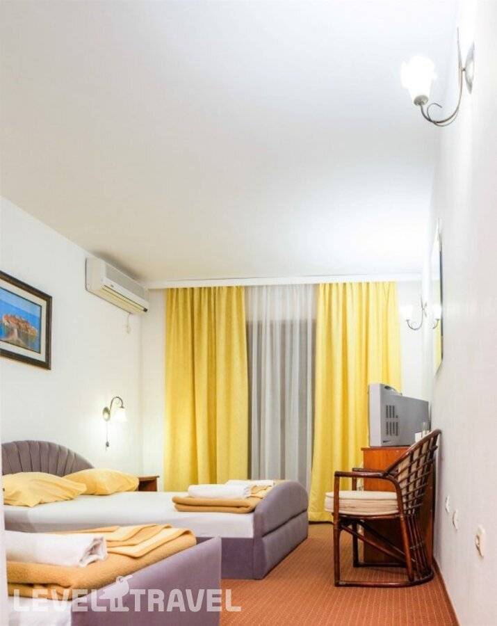 фотографии отеля Central Hotel & Restaurant в Черногория(Будва) - фото №3