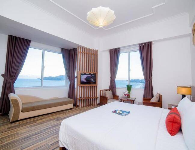 The Light 1 Hotel & Resort Nha Trang