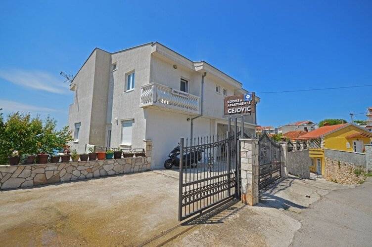 Apartments Cejovic