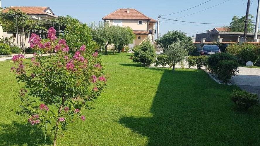Apartments Aerodrom