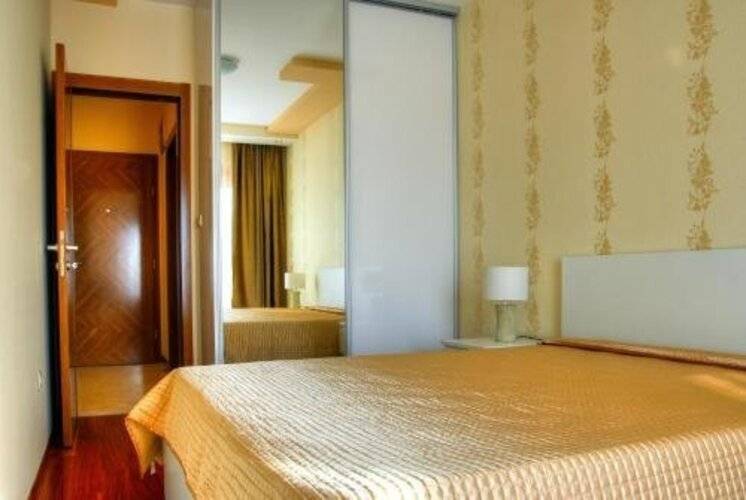 Apartments Athos