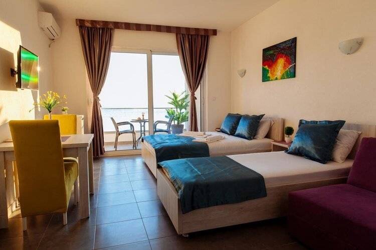 Continental Hotel