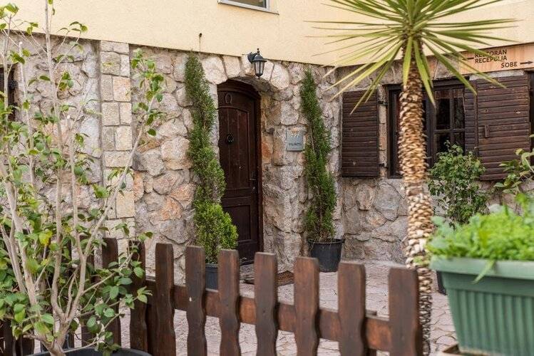 Hotel Crnogorska Kuca