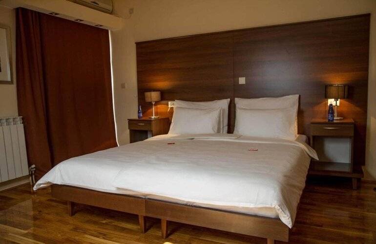 Hotel M