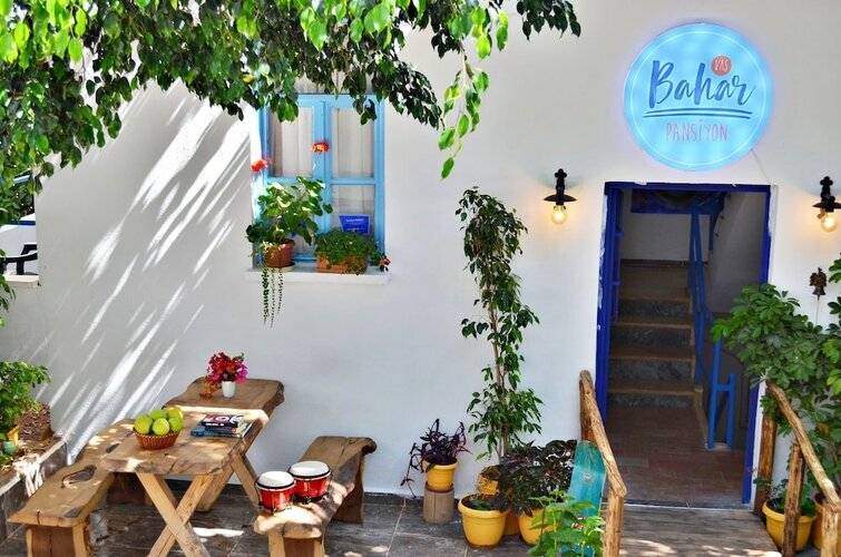 Bahar Pansiyon