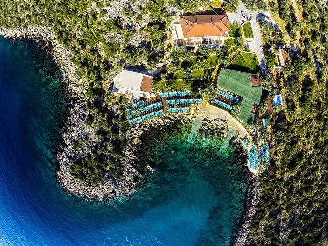 Blanca Beach Hotel