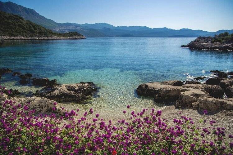 Blanca Beach Hotel