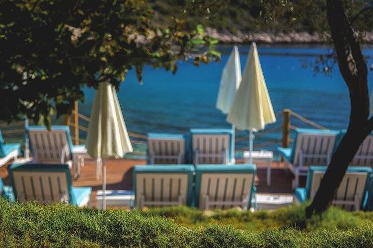 Blanca Beach Hotel