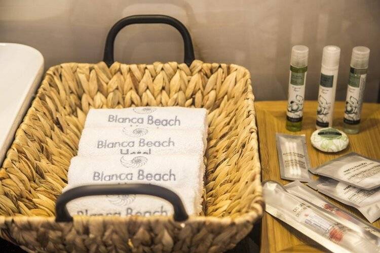 Blanca Beach Hotel