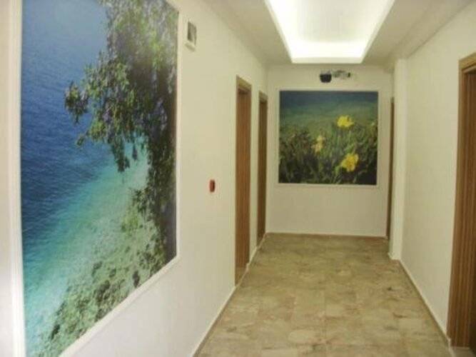 Ugur Hotel