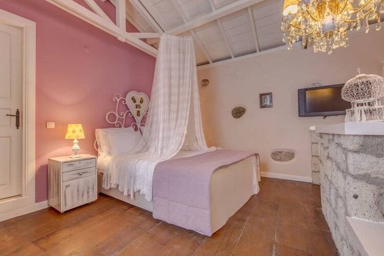 Erendira Hotel - Special Class