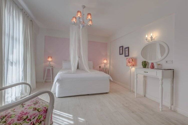Erendira Hotel - Special Class