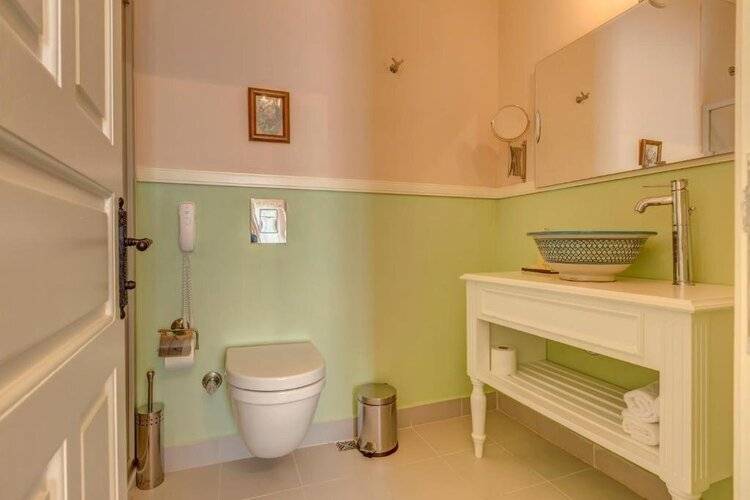 Erendira Hotel - Special Class