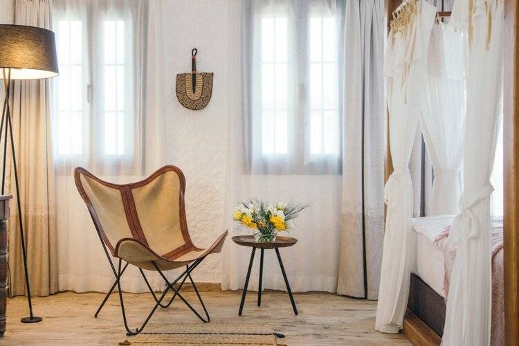 Alachi Hotel