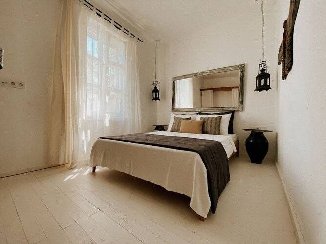 Hotel B House