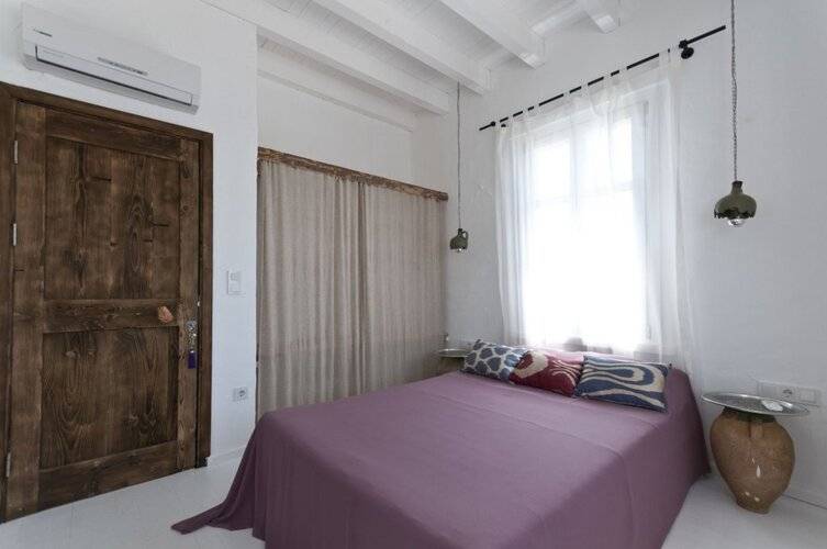 Hotel B House