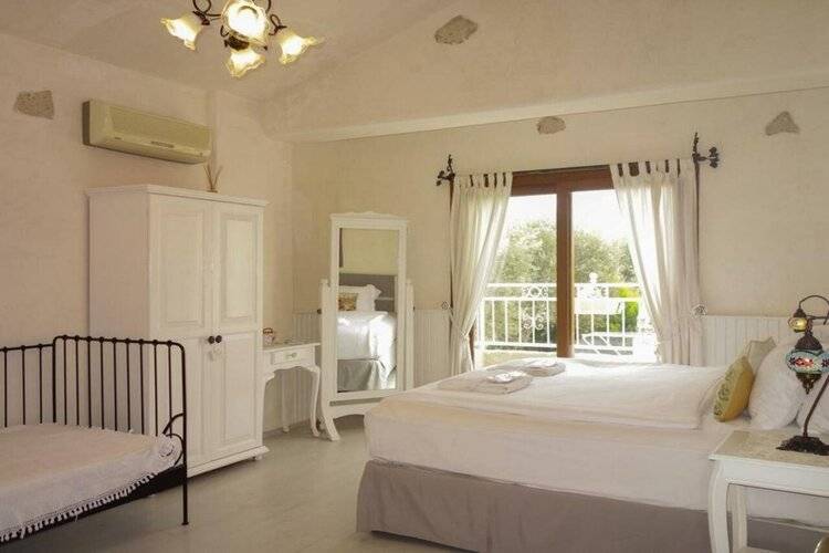 Peri Art Hotel