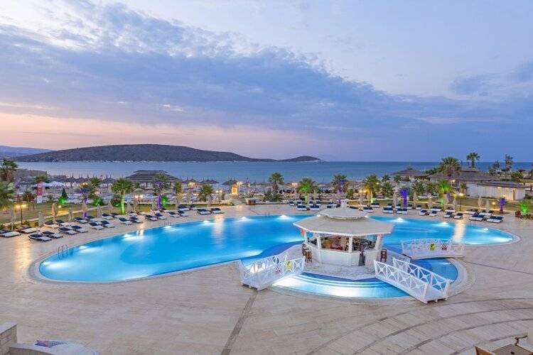 Cocos The Club Solto - Boutique Class