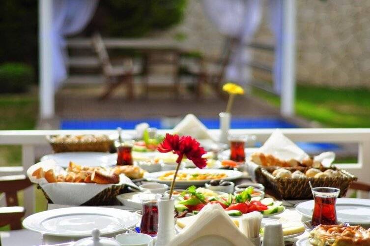 Alacati Balbadem Otel