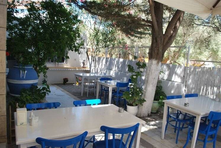 Antik Motel