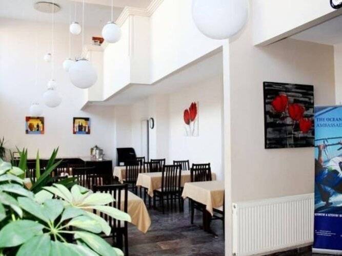 Ileri Hotel & Apartments