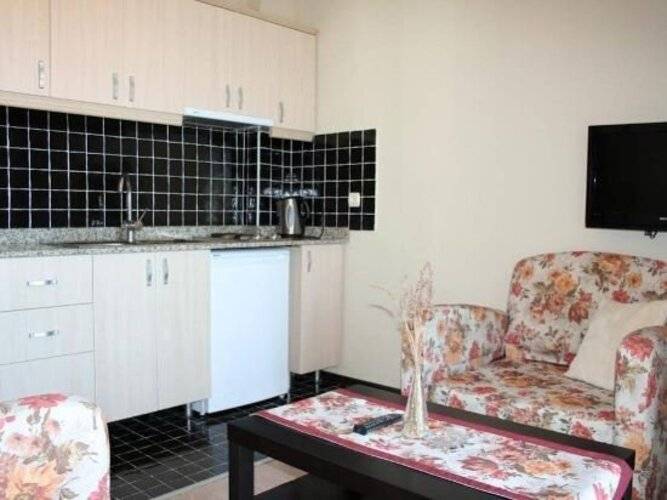 Ileri Hotel & Apartments