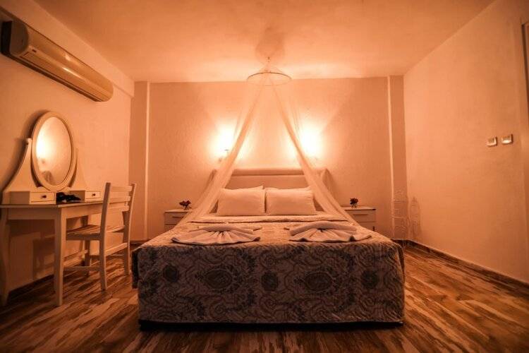 Marin Hotel
