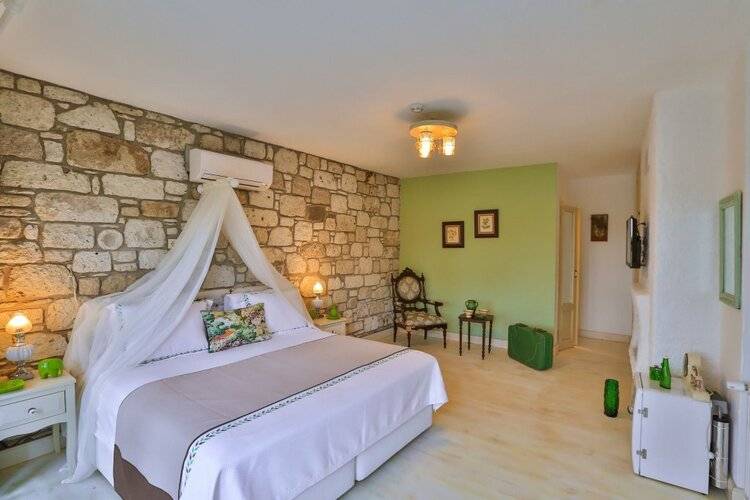 Palas Alacati (Adults Only 16+)