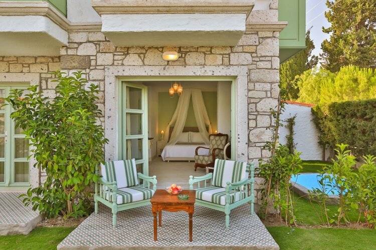 Palas Alacati (Adults Only 16+)