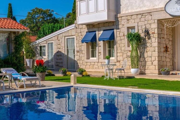 Salbakos Herakleia Boutique Hotel
