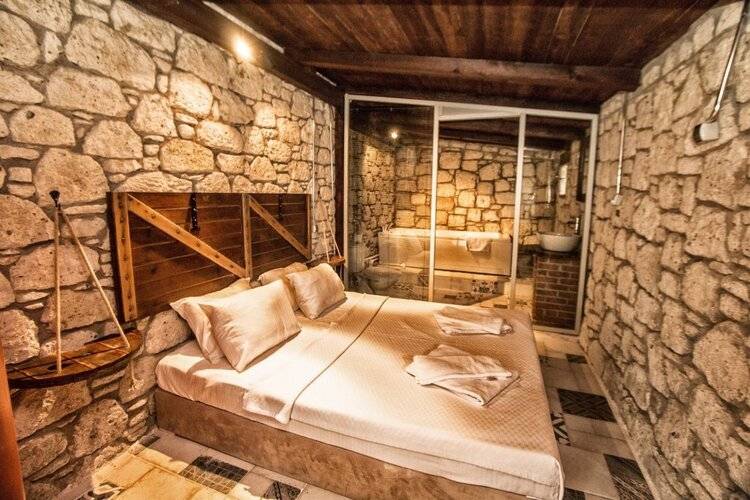 Sandal Alaçatı (Adults Only 12+)