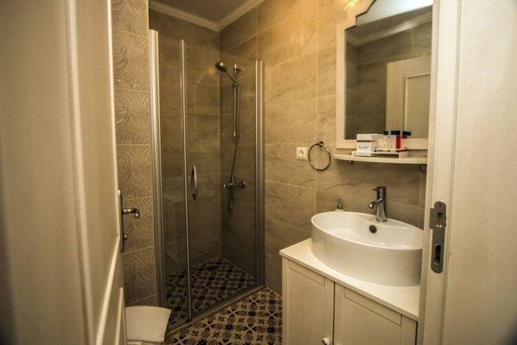 Sandal Alaçatı (Adults Only 12+)