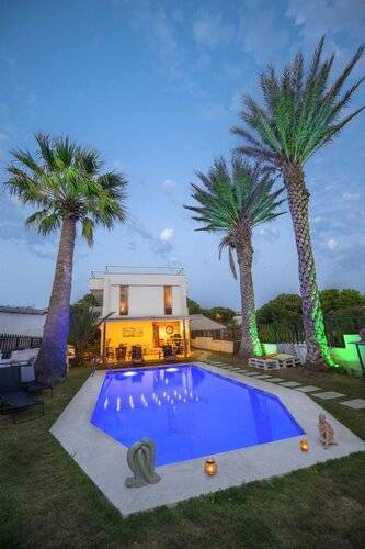 Destina Boutique Hotel
