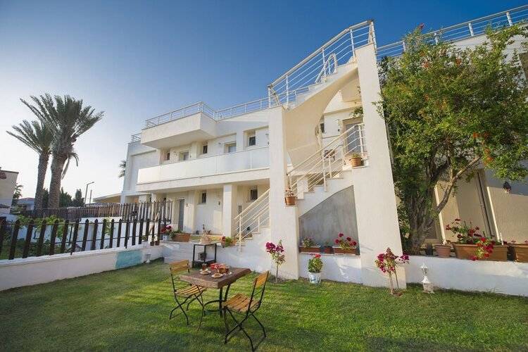 Destina Boutique Hotel