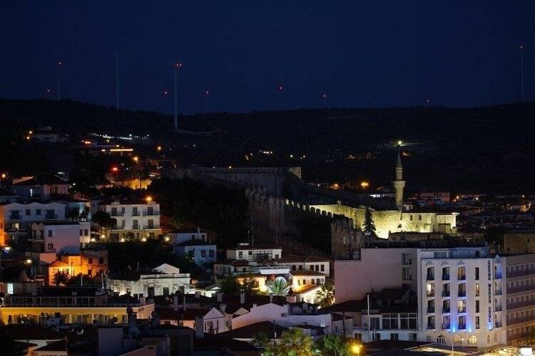 Minerva Port Hotel