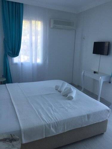 Minerva Port Hotel