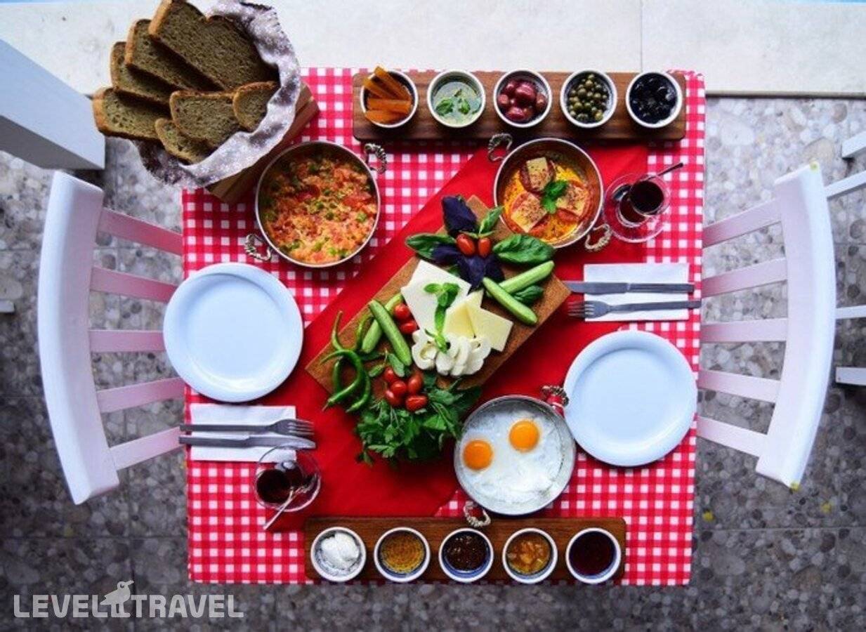 фотографии отеля Zubeyde Hanim Alacati Otel в Турция(Чешме) - фото №11