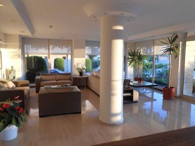 Kamer Suites & Hotel
