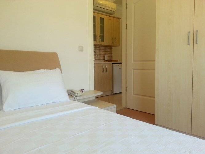 Kamer Suites & Hotel