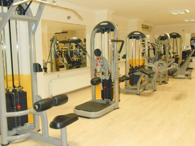 Kamer Suites & Hotel