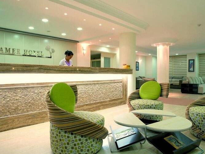 Kamer Suites & Hotel