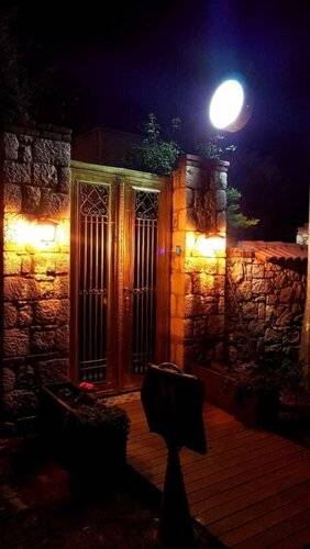 Rebetiko Hotel