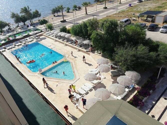 Wa Cesme Farm Hotel Beach Resort & Spa