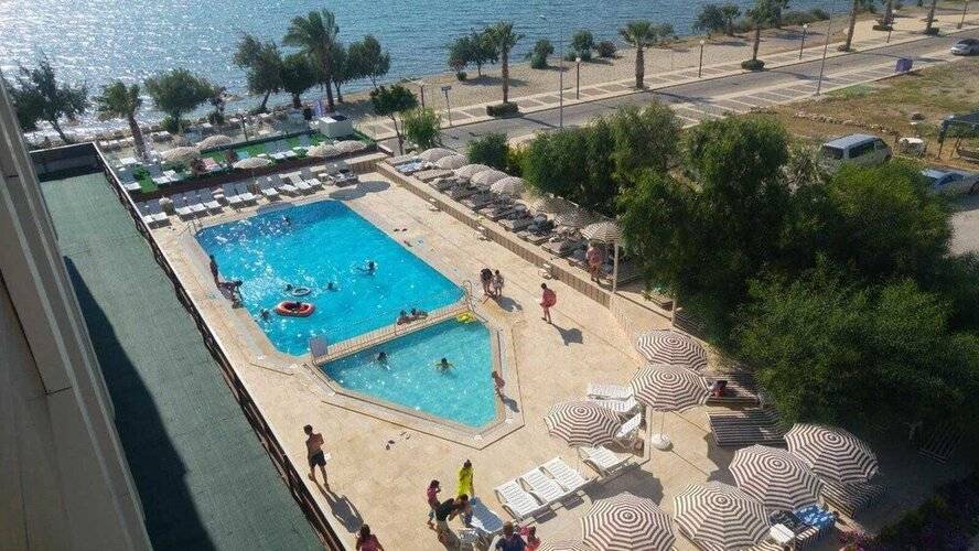 Wa Cesme Farm Hotel Beach Resort & Spa