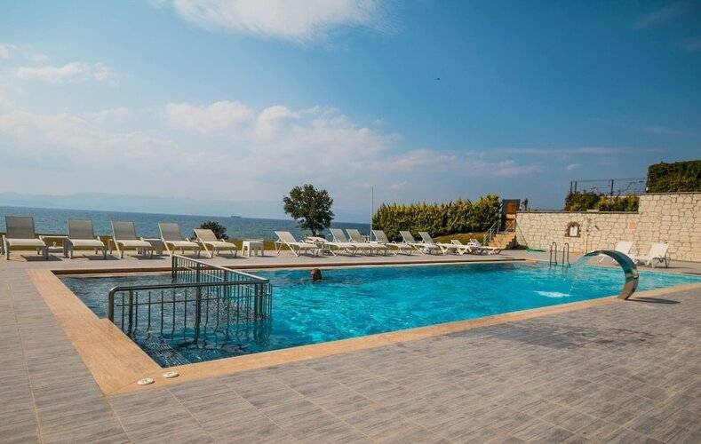 Life Point Boutique Hotel