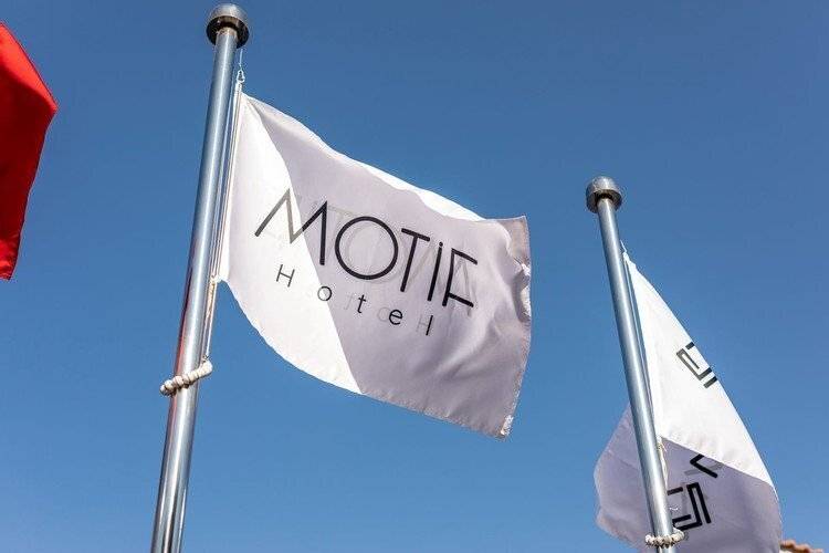 Motif Hotel